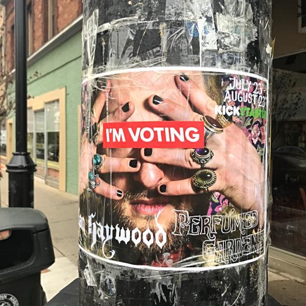 BOX LOGO STICKER